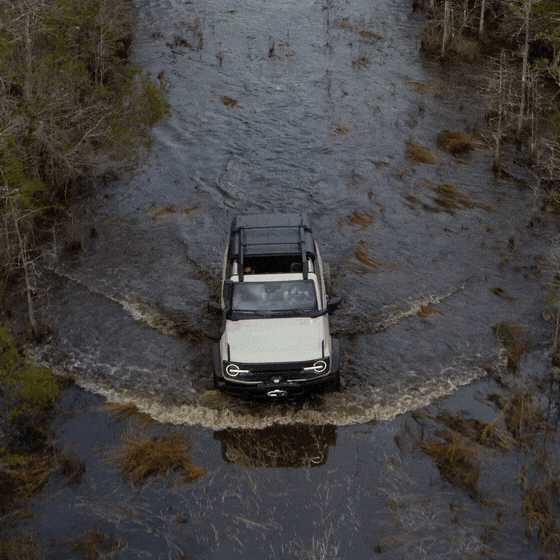 2022 Ford Bronco® Everglades™ gif 1x1